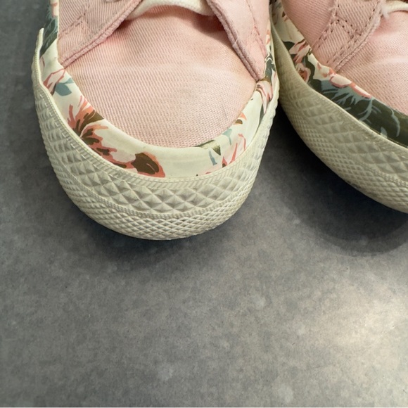 CONVERSE Womens Storm Pink Floral Sneakers - Picture 3 of 14
